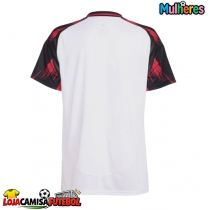 Camisa de Futebol Flamengo Equipamento Secundário Mulheres 2025-26 Manga Curta